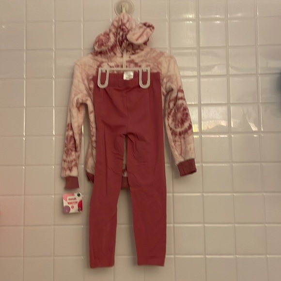 Disney Junior Minnie girl set of hoodie pullover and leggings. Size 6 - Picture 6 of 16